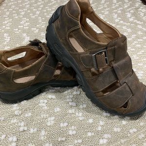 Keen waterproof leather Sandals 9
